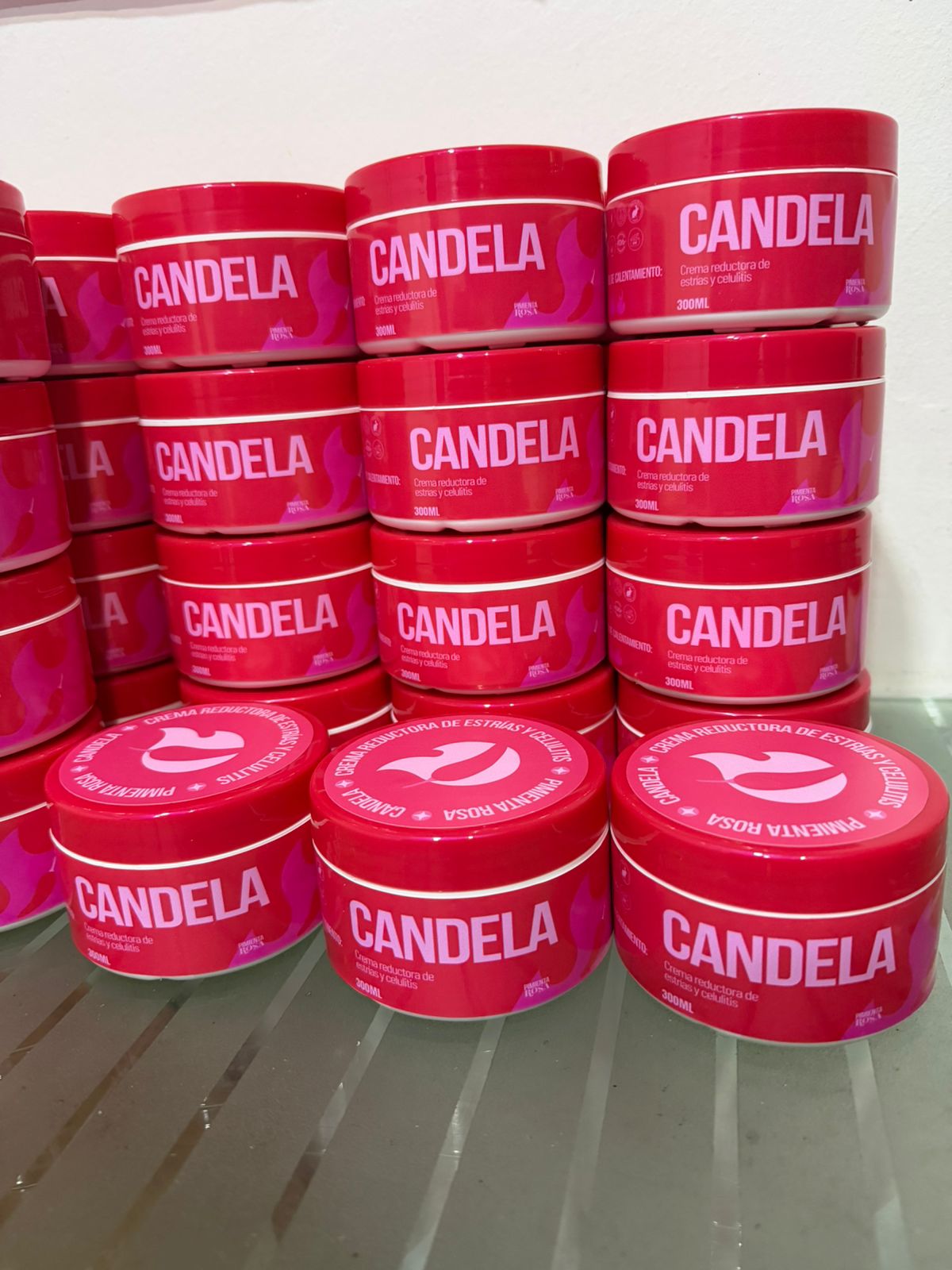 CREMA CANDELA FÓRMULA ROSA 300 ML + REGALO
